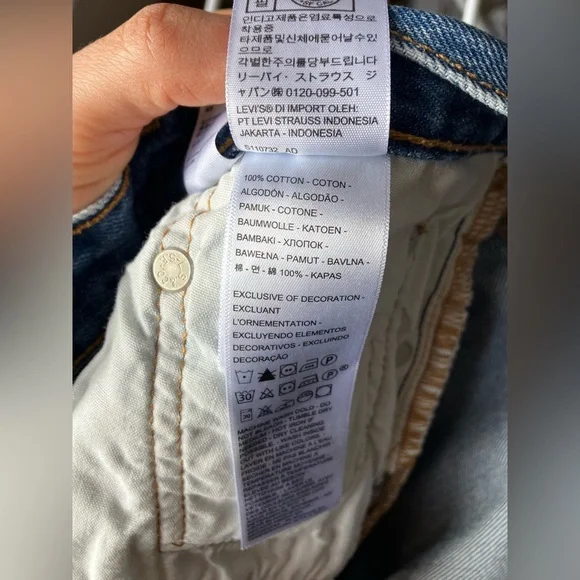 Levi's 501 Classic Blue Jeans - Picture 5 of 6